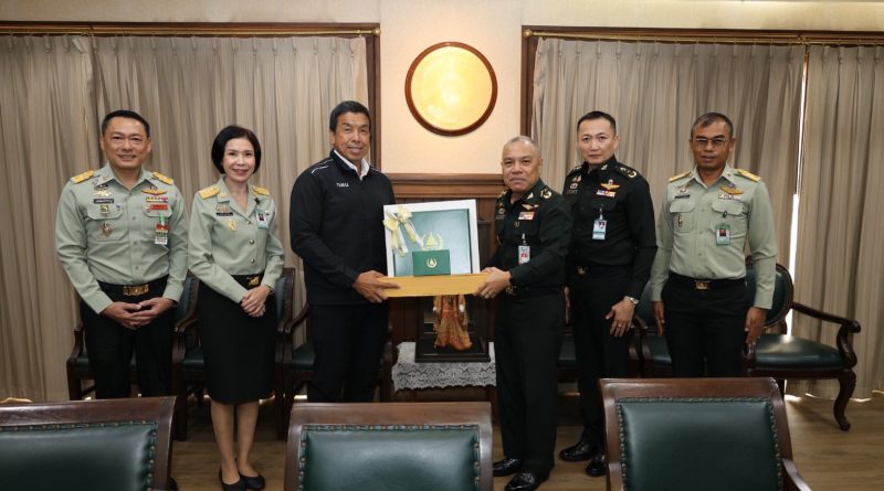 ผอ.อผศ. พร้อมด้วย คณะผู้บริหาร อผศ. และ ผอ.สปภ. เข้าพบปลัดกรุงเทพมหานคร และ ผู้ว่าราชการกรุงเทพมหานคร เนื่องในโอกาสเทศกาลปีใหม่ 2569